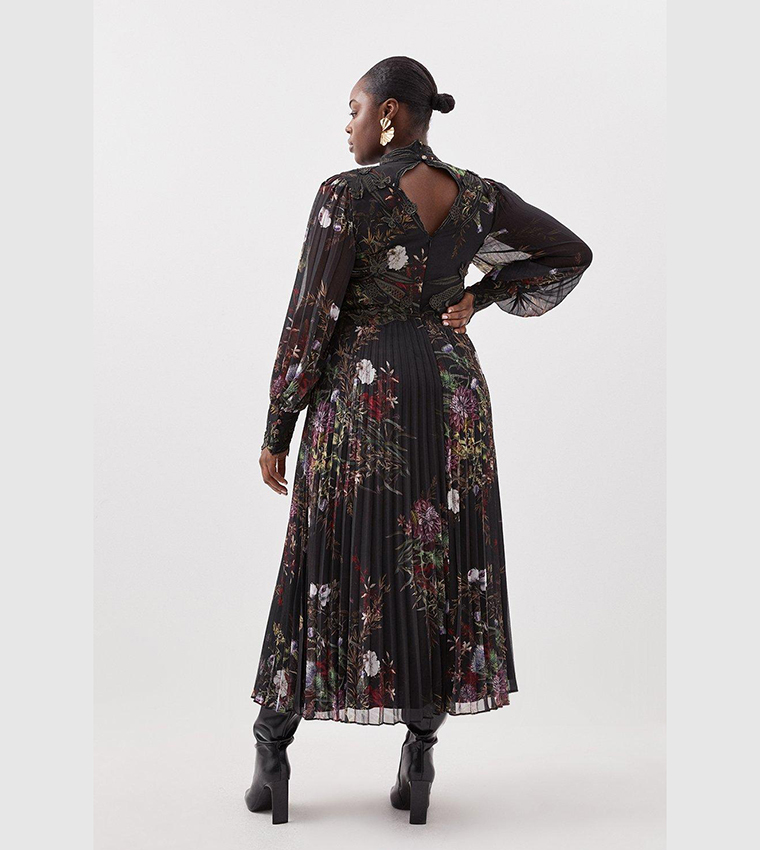 Floral Applique Pleated Maxi Dress