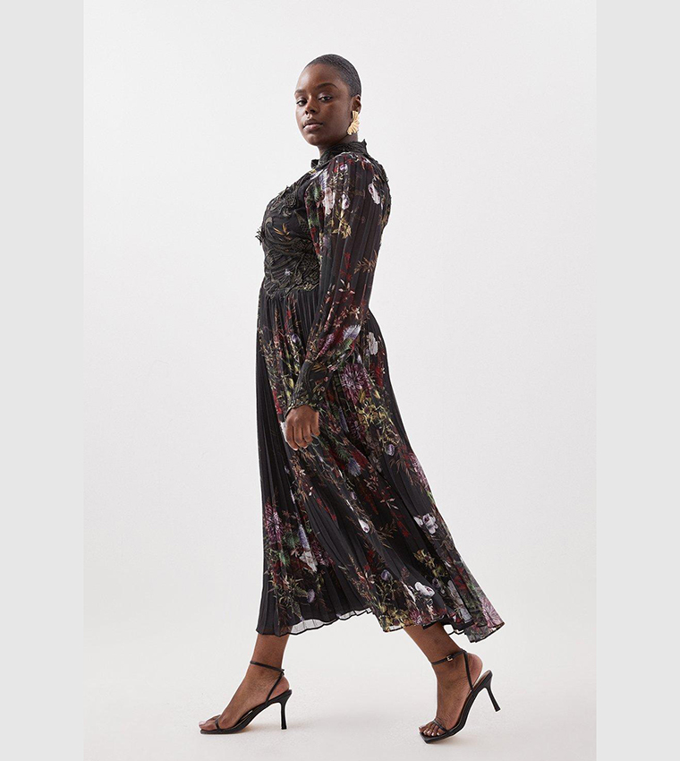 Floral Applique Pleated Maxi Dress