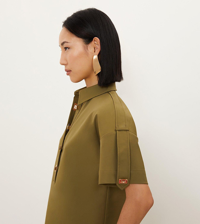 Twist Lock Button Long Sleeves Shirt