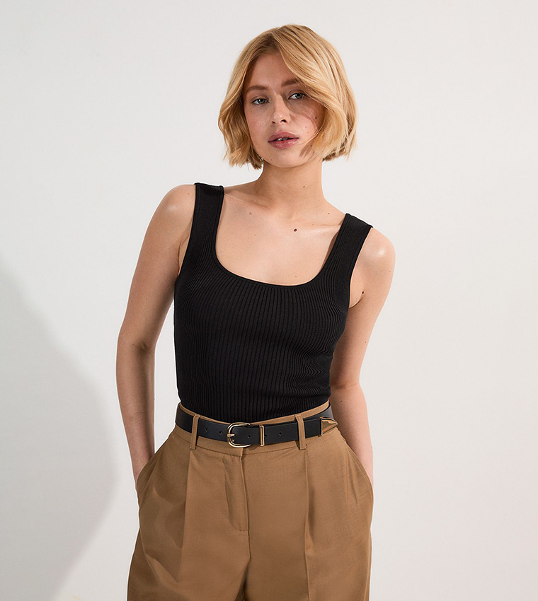 Ribbed Scoop Neck Tank Top