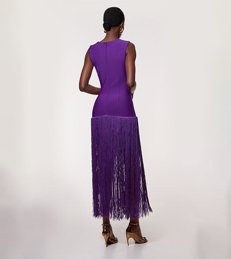 Figure Form Bandage Tassel Hem Knitted Dress