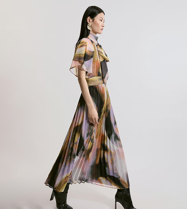 فستان ميدي بحزام 