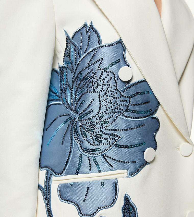 Applique Detail Satin Beaded Tuxedo Blazer