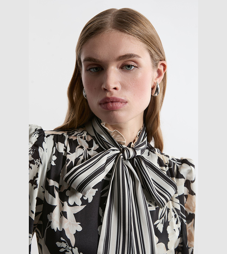 Floral Printed Pleated Tie Neck Woven Midaxi Dress