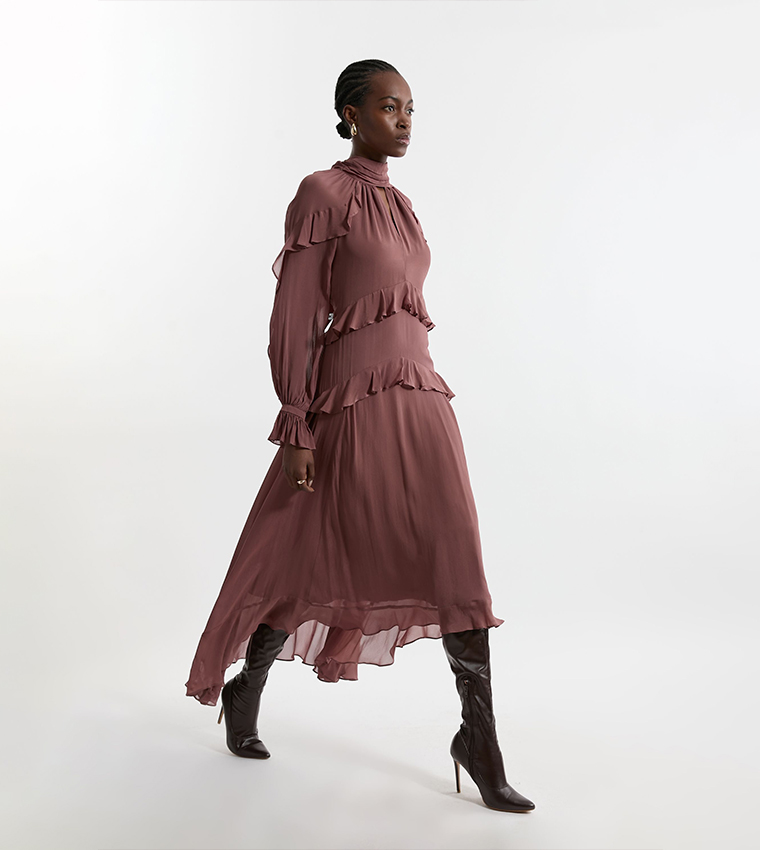 فستان ماكسي منسوج فيسكوز جورجيت بكشكشة للمقاسات الطويلة  