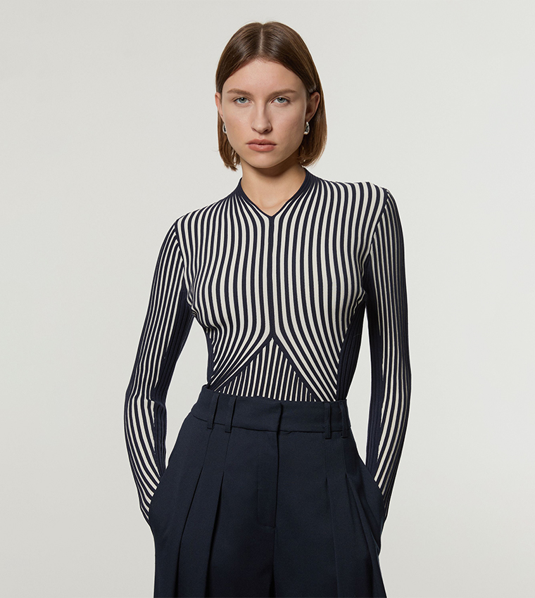 Stripe Fitted Long Sleeves Knitted Top
