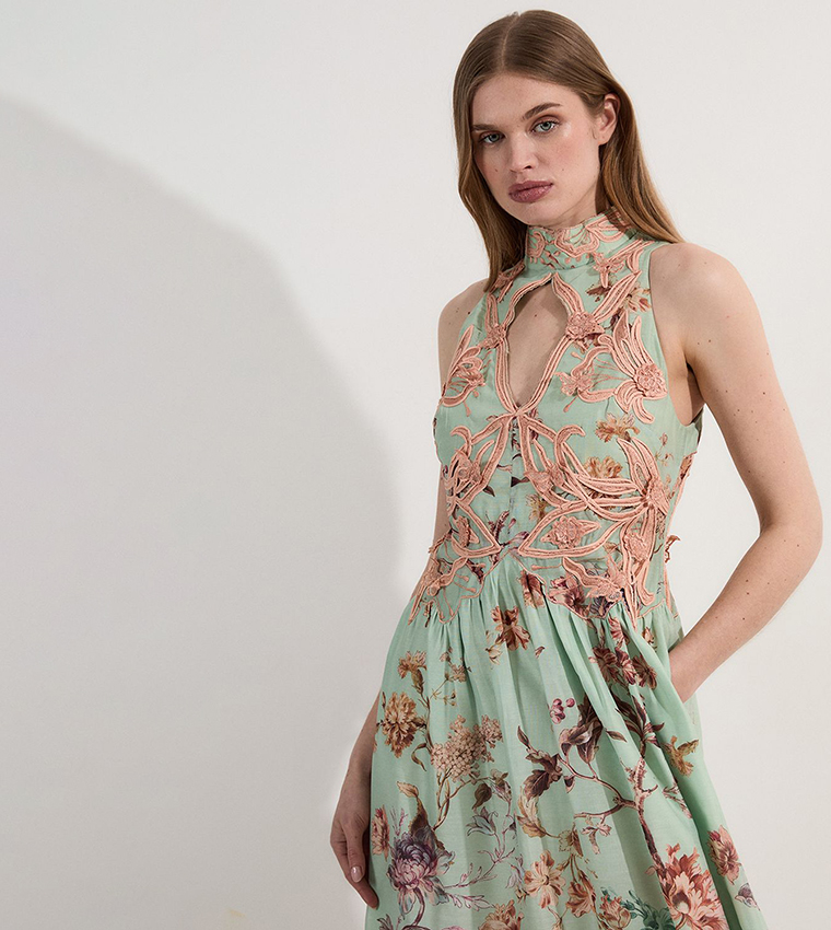 Floral Print Appliqued Lace Maxi Dress