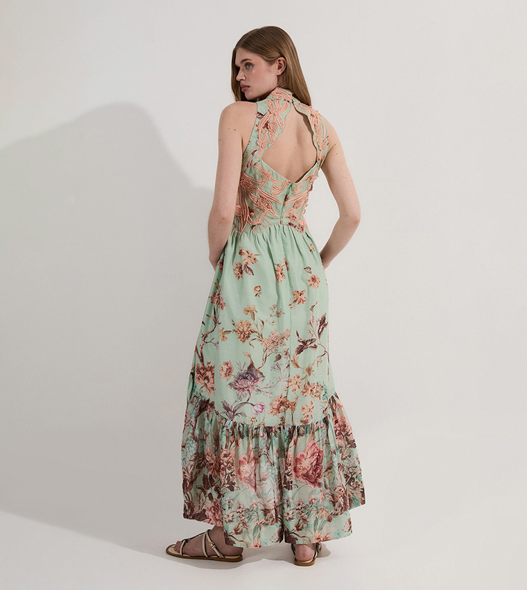 Petite Floral Appliqued Lace Maxi Dress