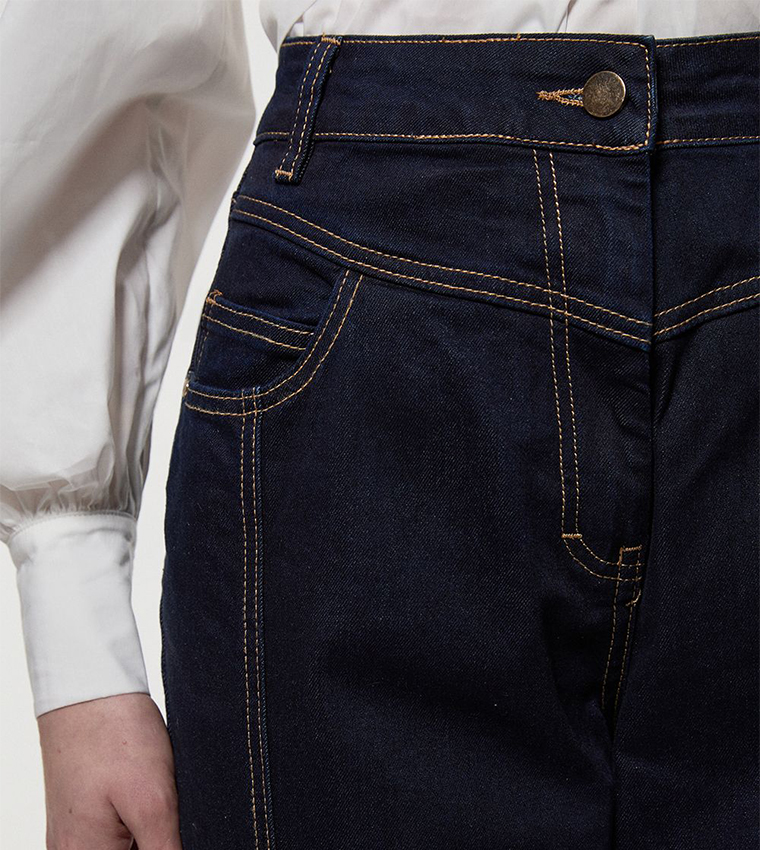 Petite Contrast Stitch Detail Straight Fit Jeans