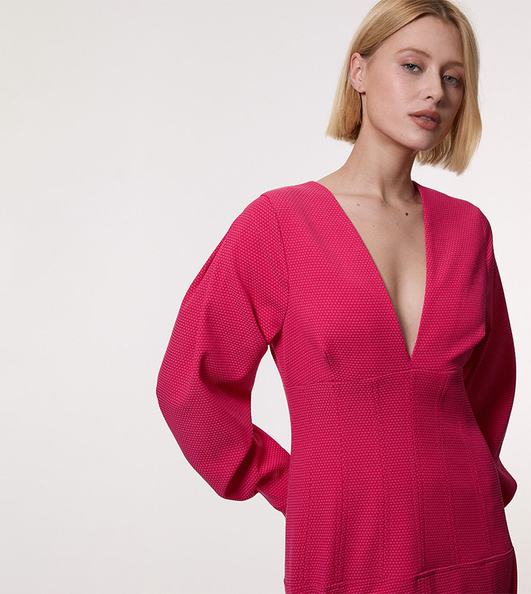 Petite Textured V-Neck Midi Dress