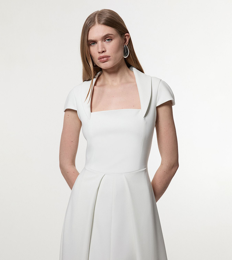 Petite Square Neck Tailored Flareded Midaxi Dress