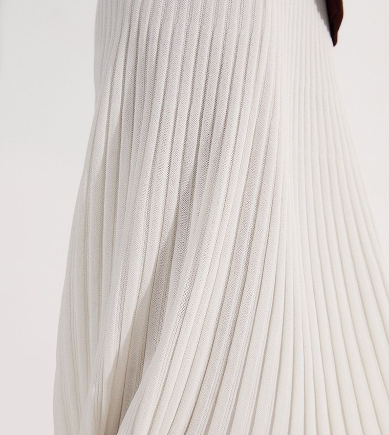 Pleated Rib Knitted Skirt