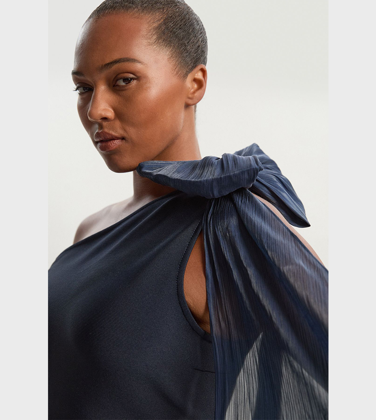 Curve Bandage Sleeves Detail Maxi Dress