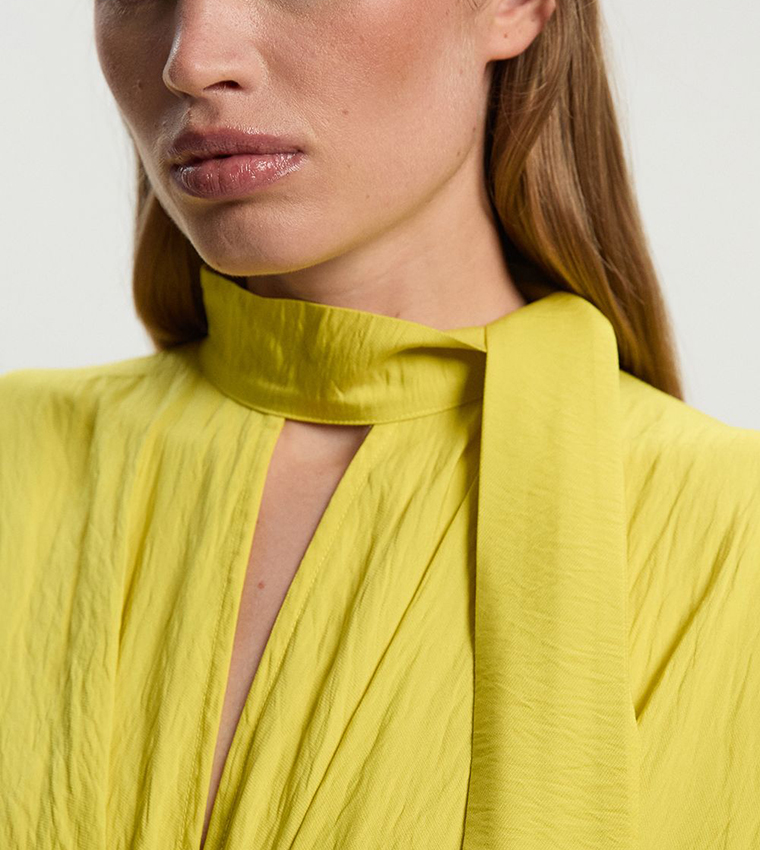 Pleated Neck Tie Detail Woven Midaxi Dress