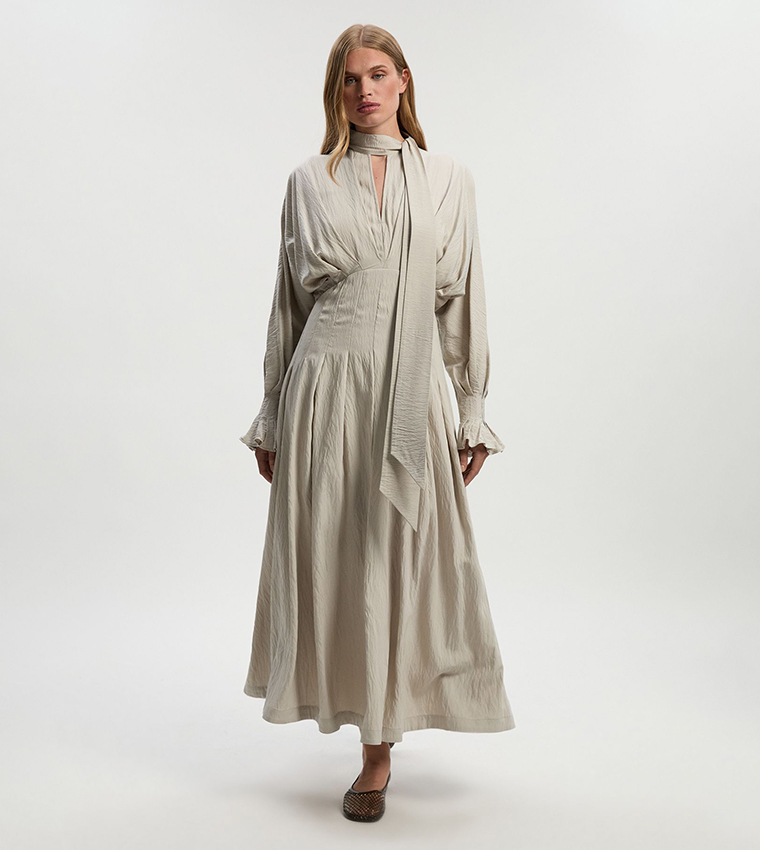 Pleated Neck Tie Detail Woven Maxi Dress