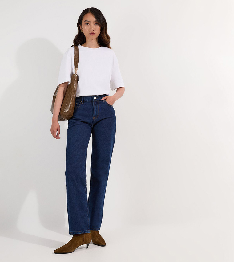 Rigid Mid Rise Straight Fit Jeans