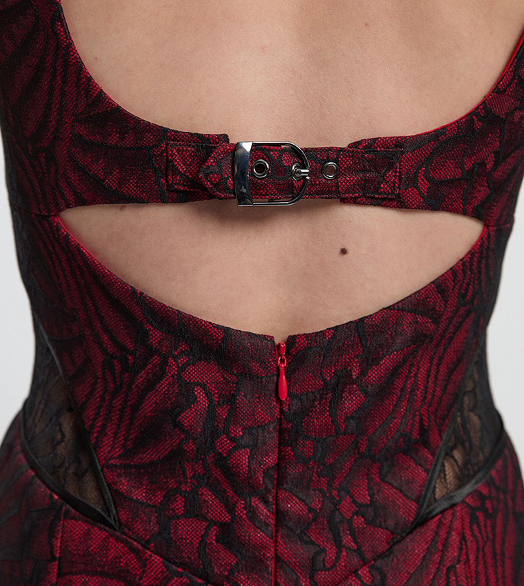 Premium Lace Sleeveless Tailored Midi Dress