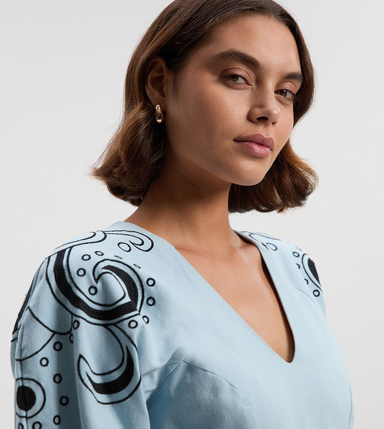 Baroque Embroidered Long Sleeves Twill Midi Dress