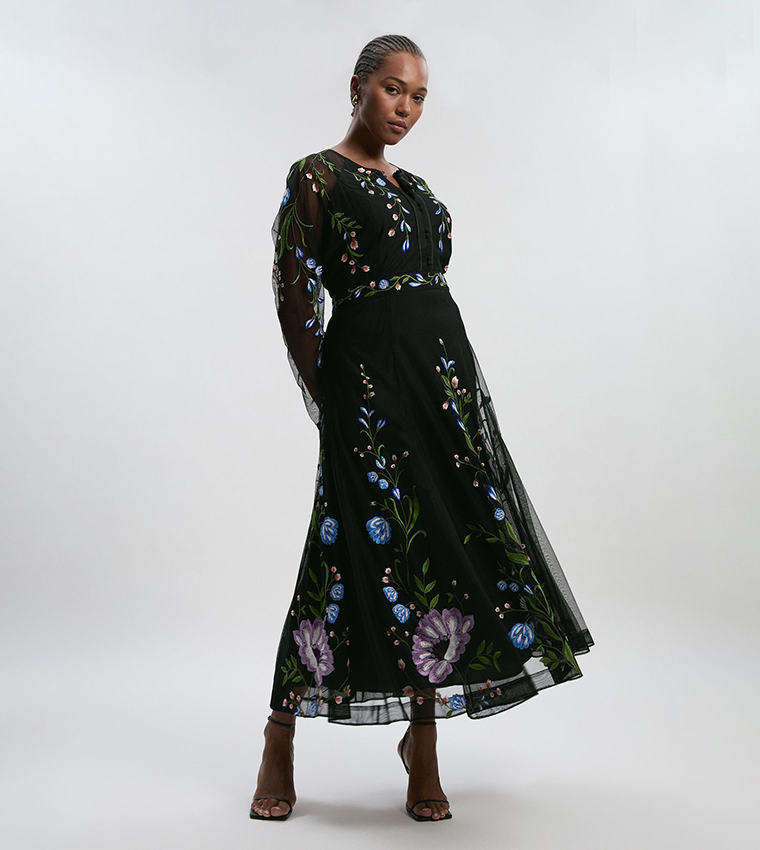Buy Karen Millen Curve Floral Embroidered Mesh Woven Belted Midaxi Dress In Black | 6thstreet Oman Buy Karen Millen Curve Floral Embroidered Mesh Woven Belted Midaxi Dress In Black | 6thstreet Oman