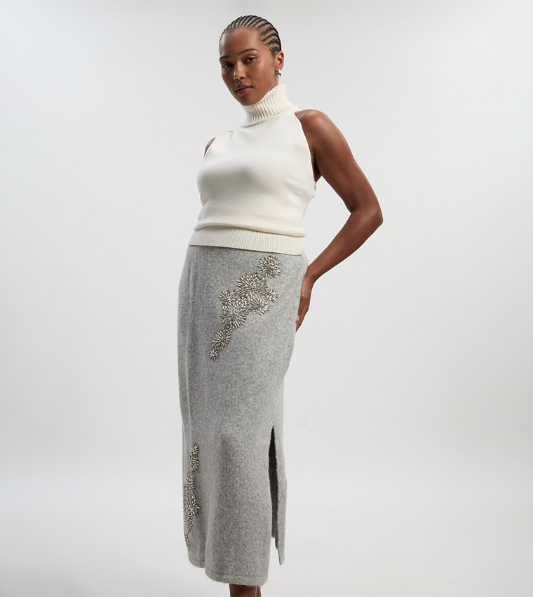 تنورة ميدي صوف للمقاسات الكبيرة 