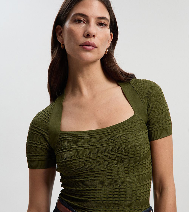 توب محبوك كم طويل 