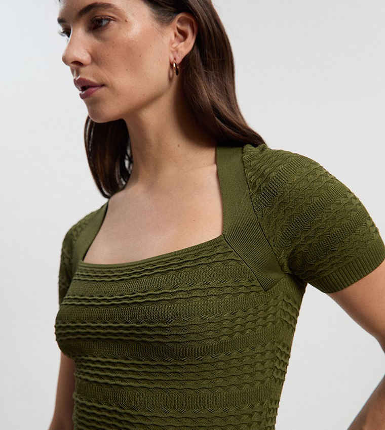 توب محبوك كم طويل 