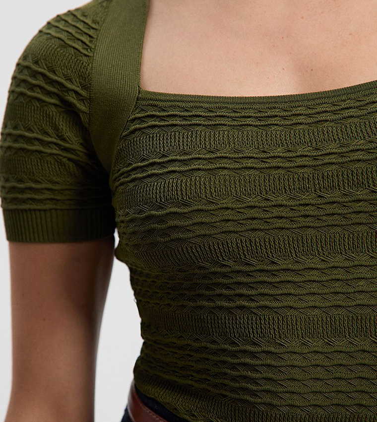 توب محبوك كم طويل 