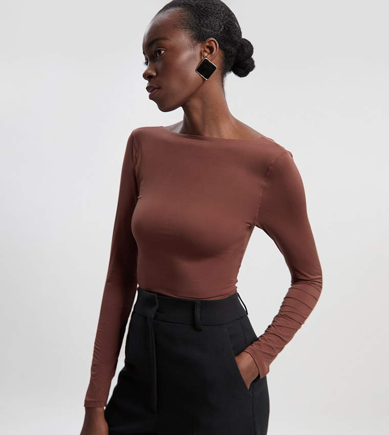 Contour Jersey Scoop Back Long Sleeves T-Shirt