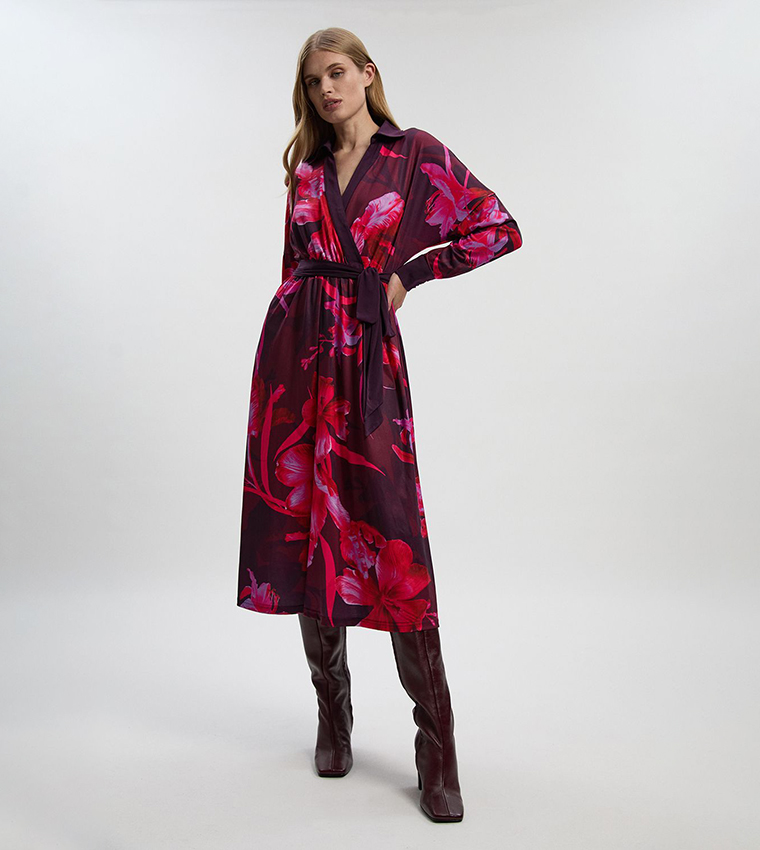 فستان ميدي بطبعة ورود 