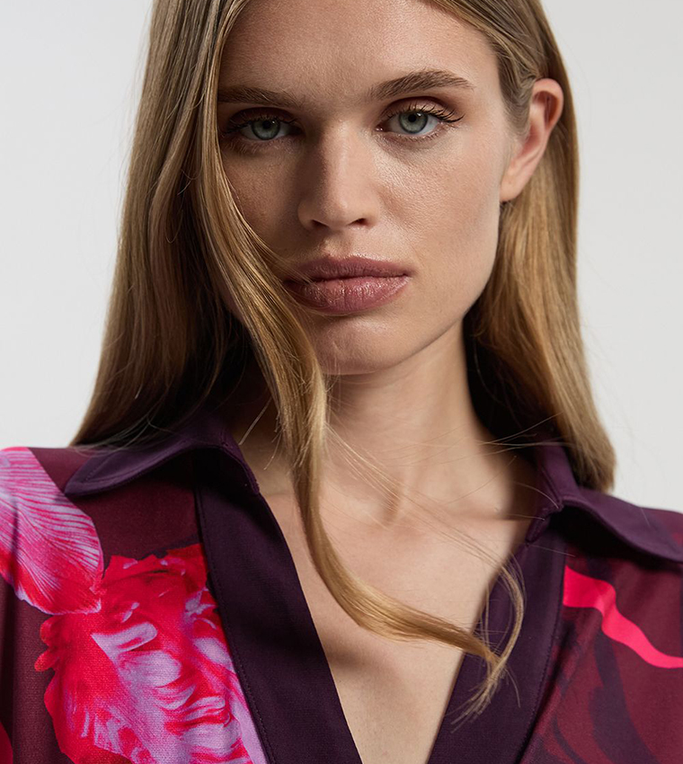 فستان ميدي بطبعة ورود 