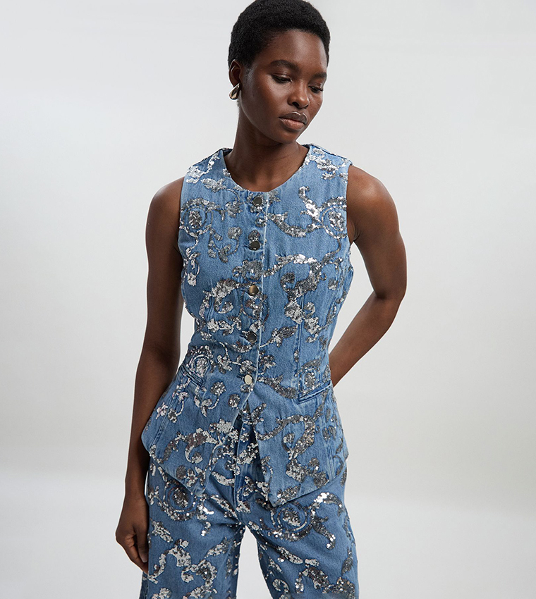 جاكيت بأزرار وترتر 