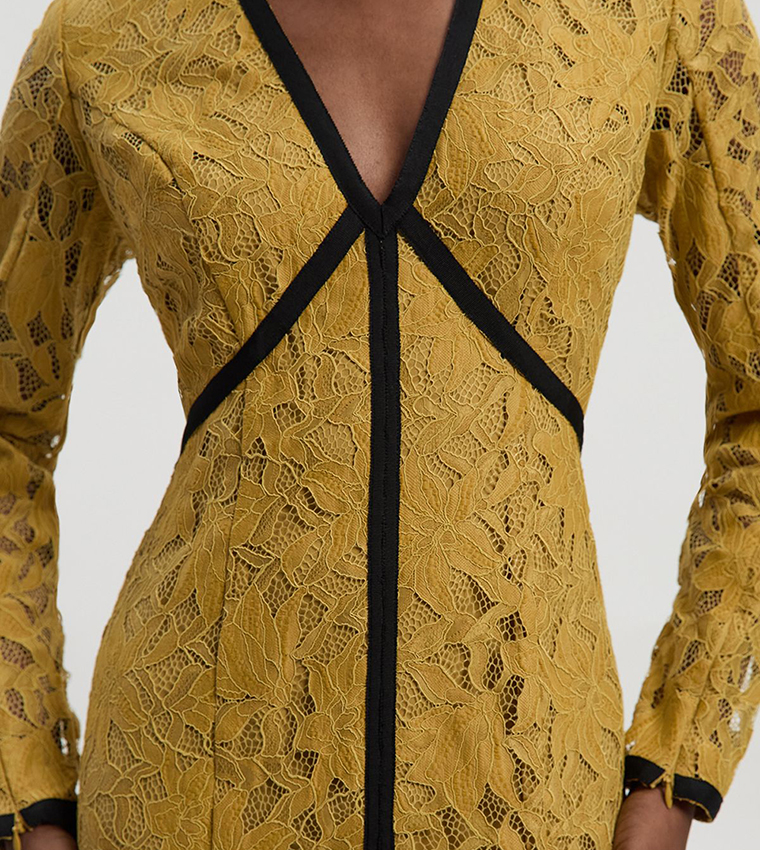 Lace with Taping Long Sleeves Woven Maxi Dress