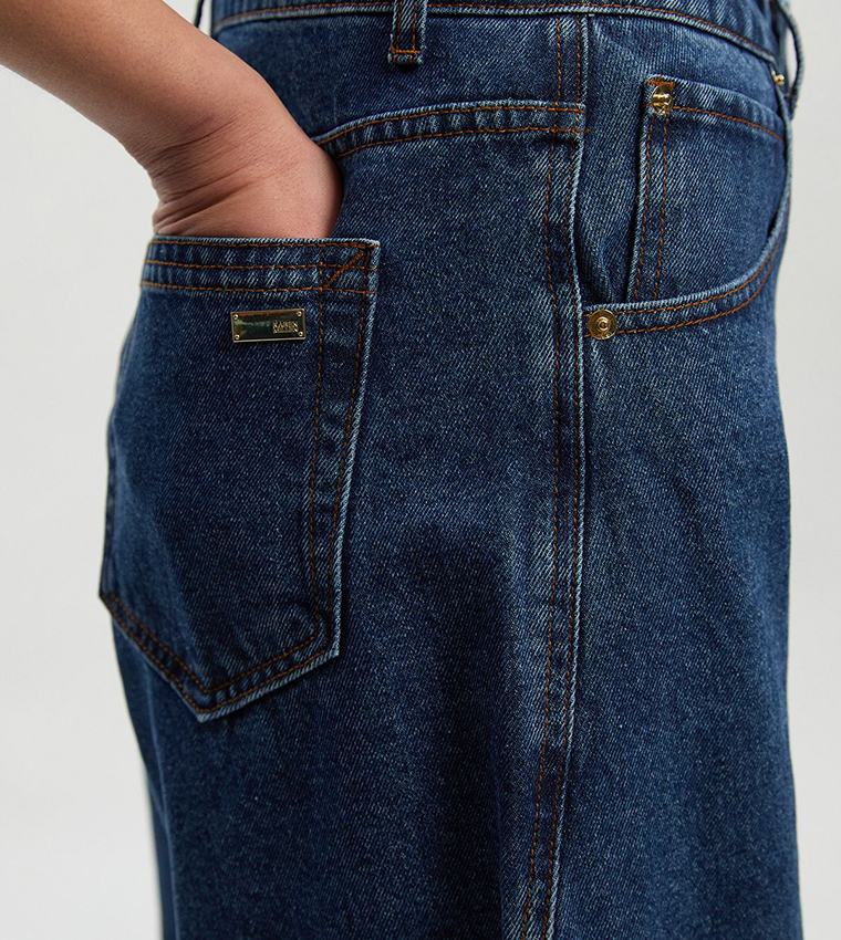 Washed Barrel Fit Jeans