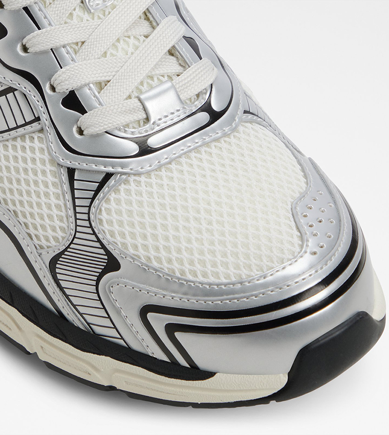 BLADE Textured Low-Top Sneakers