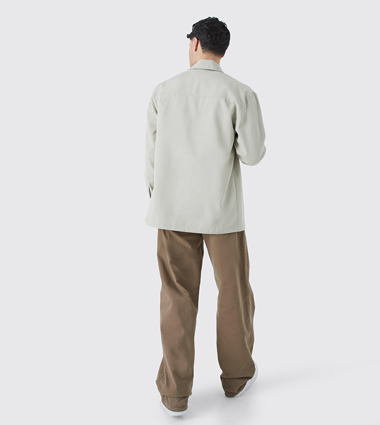 قميص بأكمام طويلة 