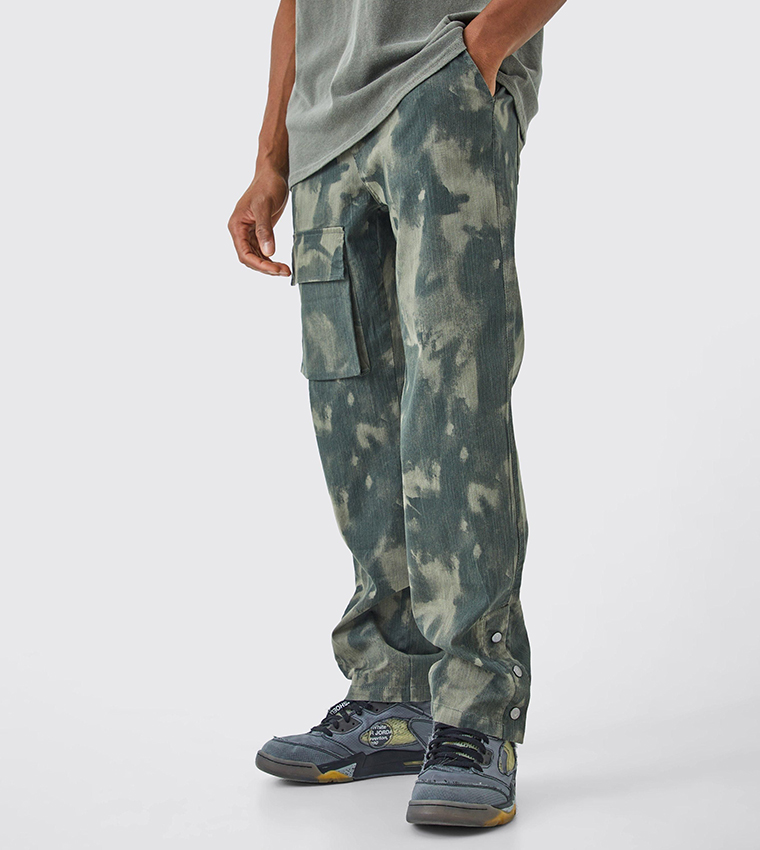 Popper Hem Camo Cargo Straight Fit Jeans