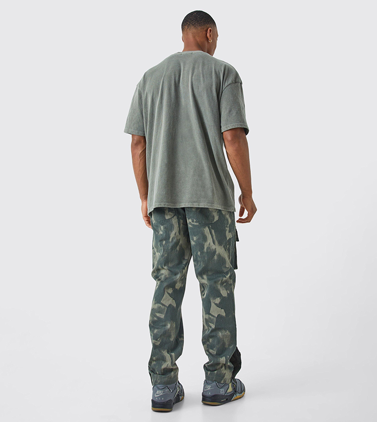 Popper Hem Camo Cargo Straight Fit Jeans