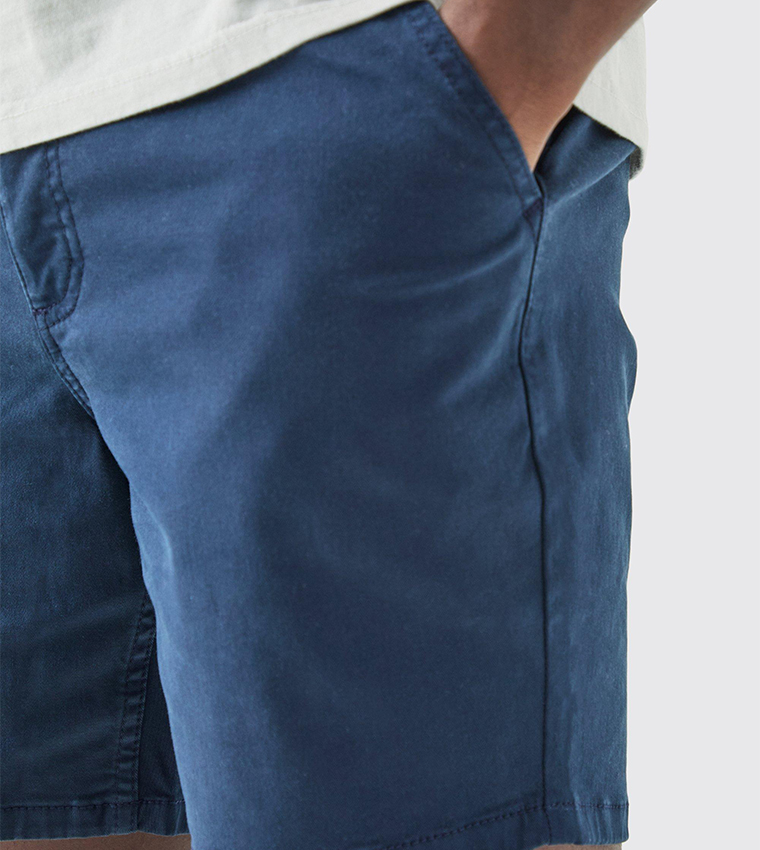 Fixed Waist Skinny Fit Chino Shorts