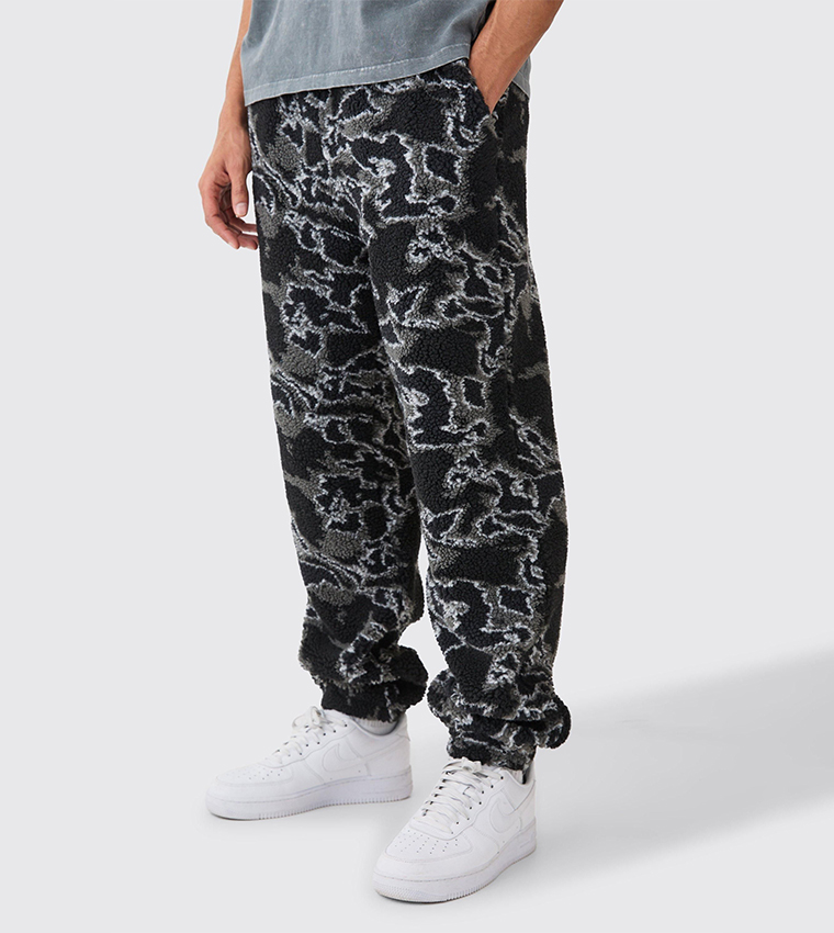 جوغر اوفرسايز بطبعة 