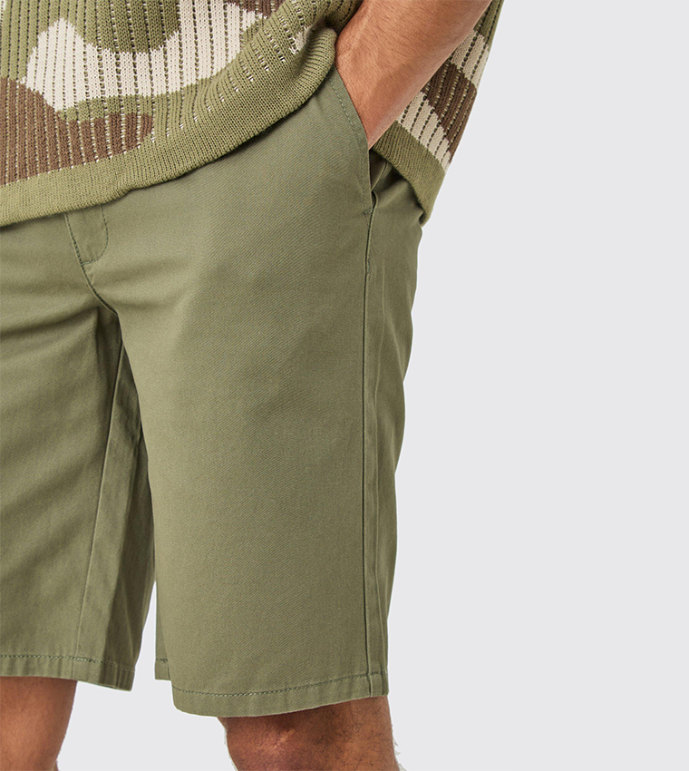 Solid Fixed Waist Relaxed Fit Shorts