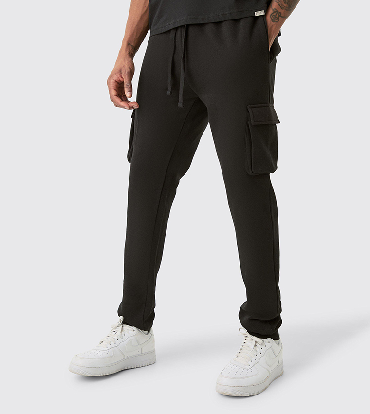 Buy Boohoo Tall Skinny Fit Cargo Joggers In Black 6thStreet Qatar