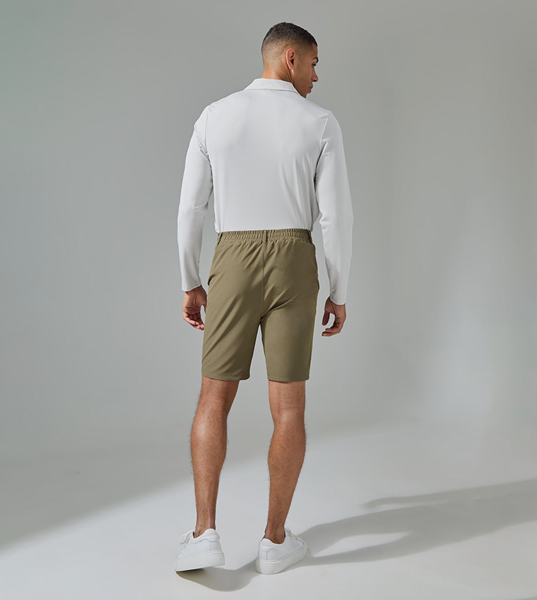 Button Closure 8.5 Inch Golf Shorts