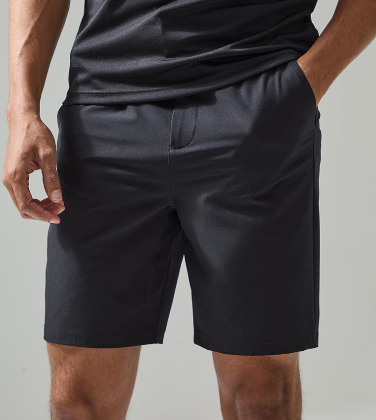 Solid 8.5" Golf Shorts