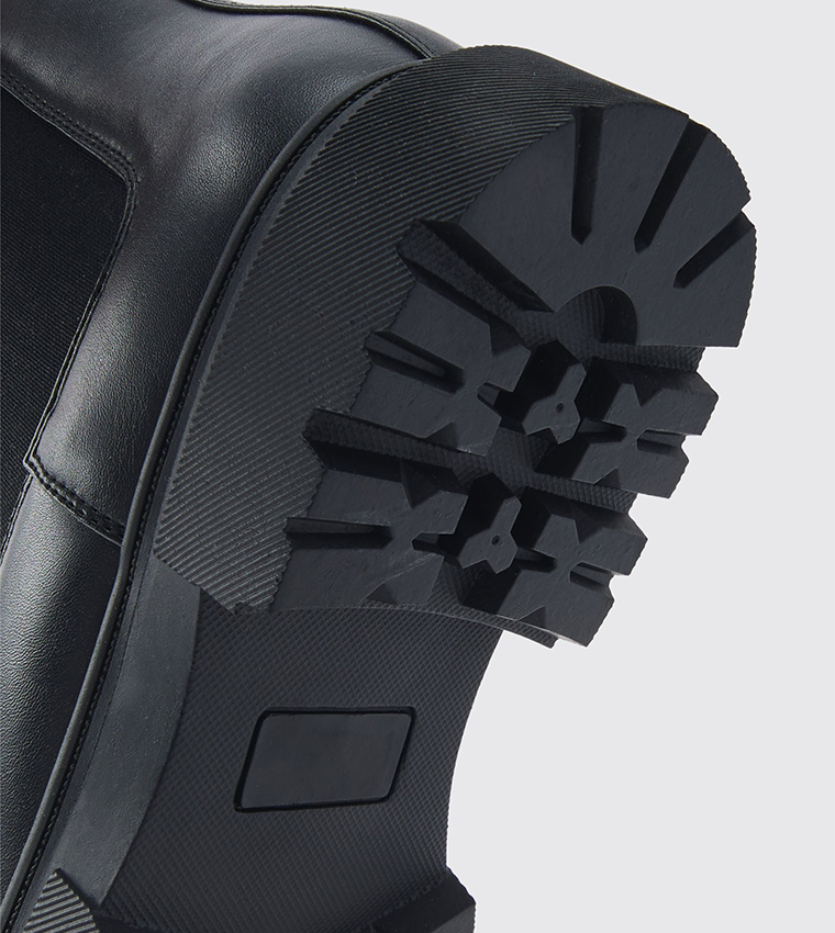 Track Sole Chelsea Lug Boots