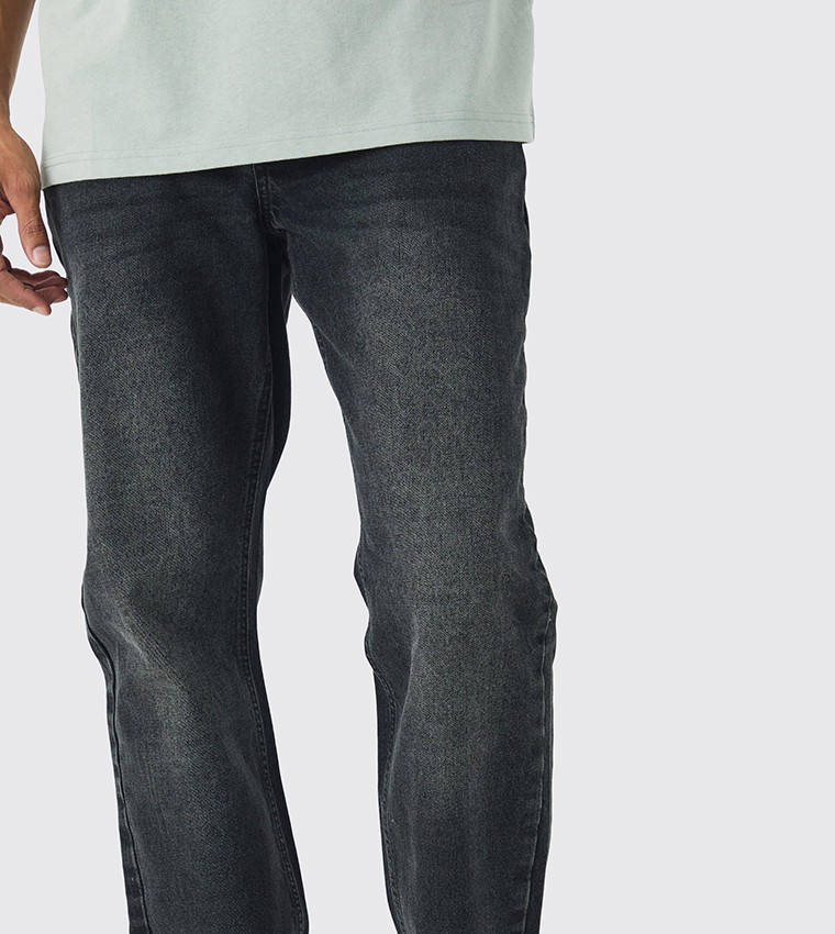 Rigid Relaxed Fit Jeans