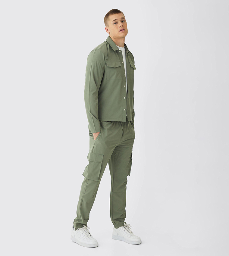 طقم قميص وبنطال كارجو 