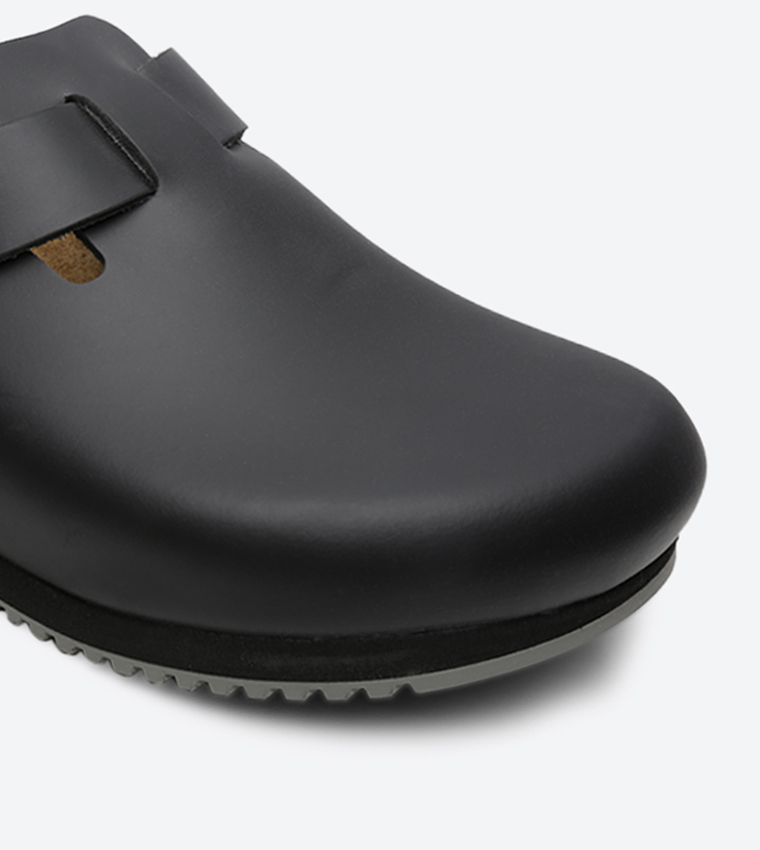 Bostons Leather Black