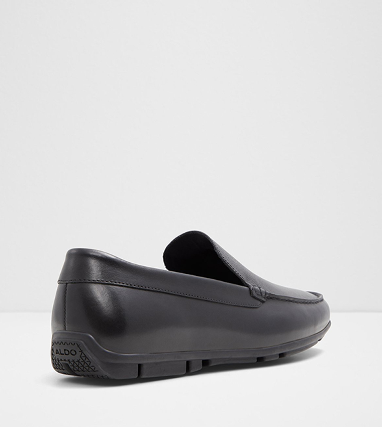 BOVIS-IN Round Toe Moccasins