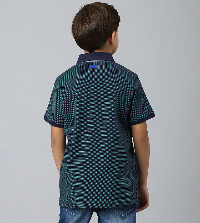 تيشيرت بولو منقط بأكمام قصيرة 