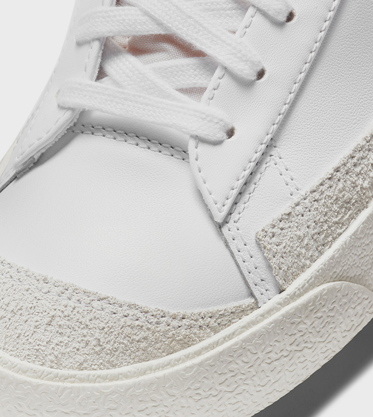 BLAZER '77 VNTG High Top Sneakers